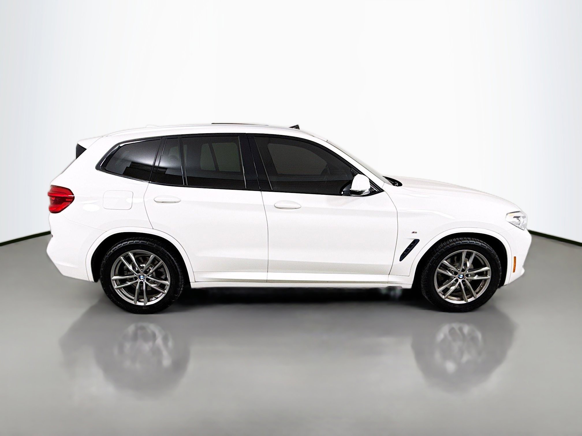 Used 2019 BMW X3 xDrive30i w/ M Sport Package 2 image 8