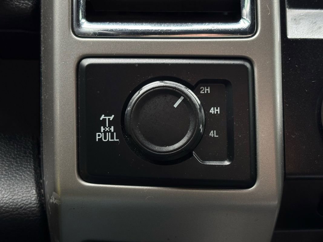 Used 2017 Ford F250 Lariat w/ Chrome Package AWD/4WD image 45
