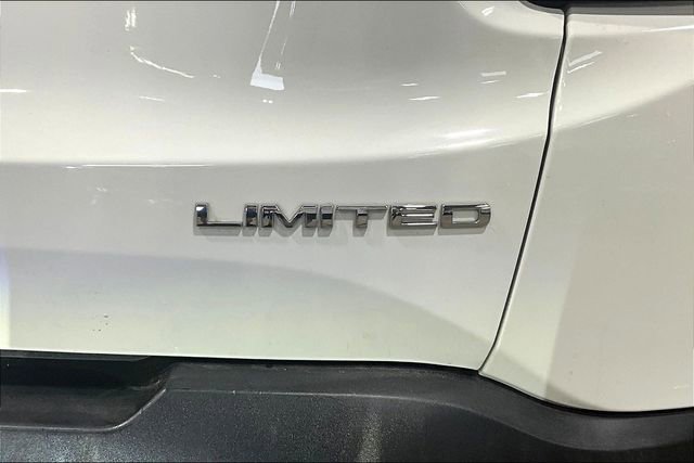 Used 2020 Jeep Renegade Limited AWD/4WD image 22