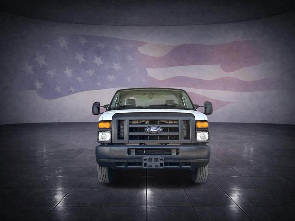 Used 2017 Ford E-350 and Econoline 350 Super Duty RWD image 8