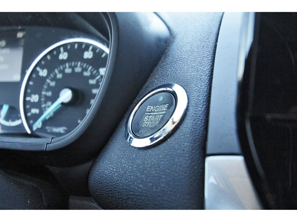 Certified 2022 Ford EcoSport SE w/ Interior Protection Package image 19