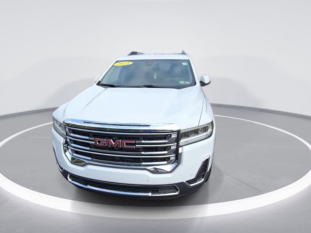 Used 2023 GMC Acadia SLE w/ Driver Convenience Package image 4