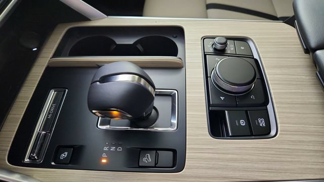 New 2026 MAZDA CX-90 Plug-In Hybrid w/ Preferred AWD/4WD image 16