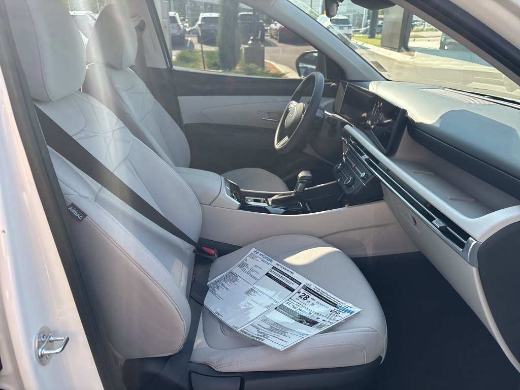 New 2026 Hyundai Tucson SE image 14