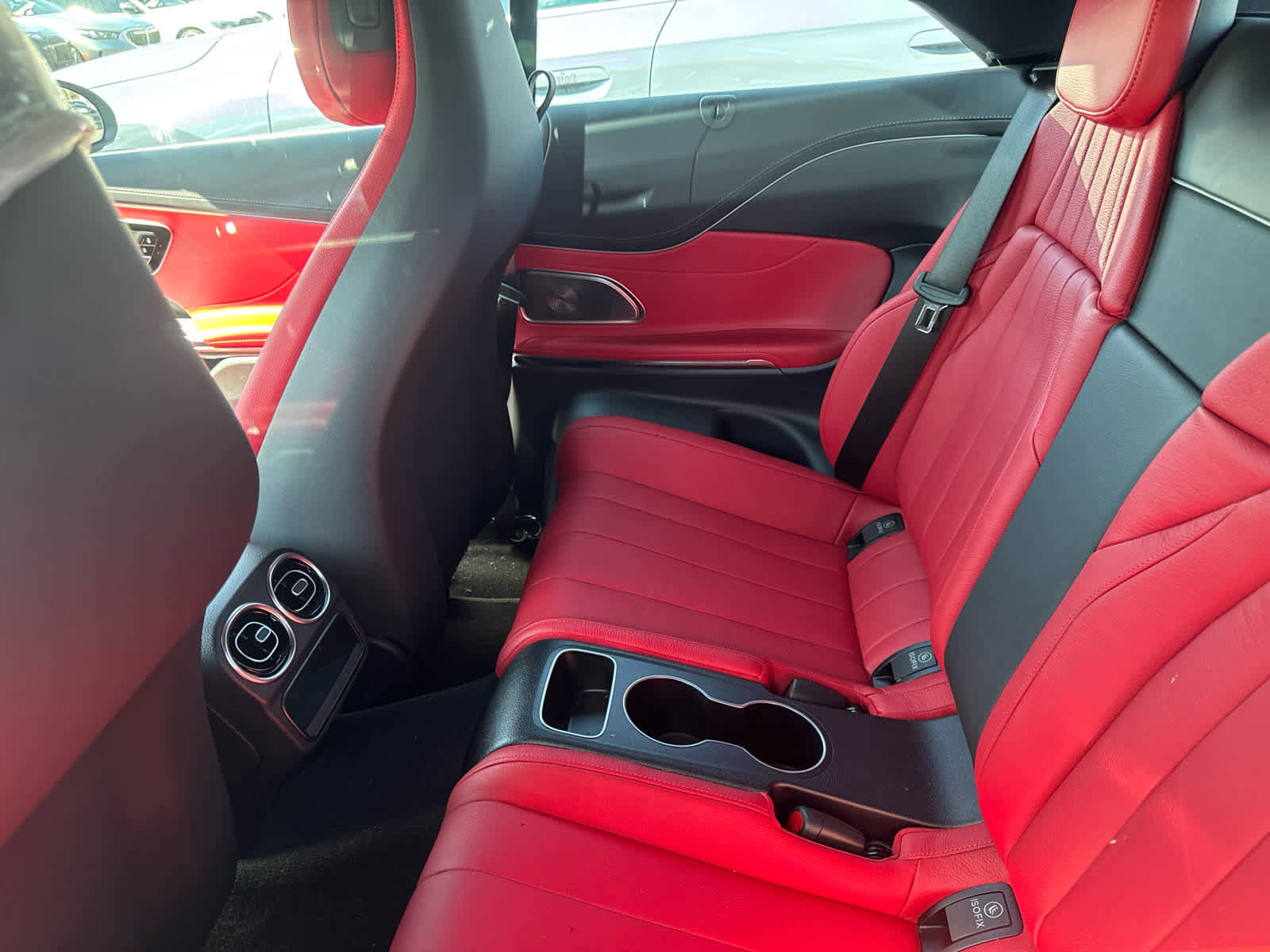 Used 2024 Mercedes-Benz CLE 450 4MATIC Cabriolet image 9