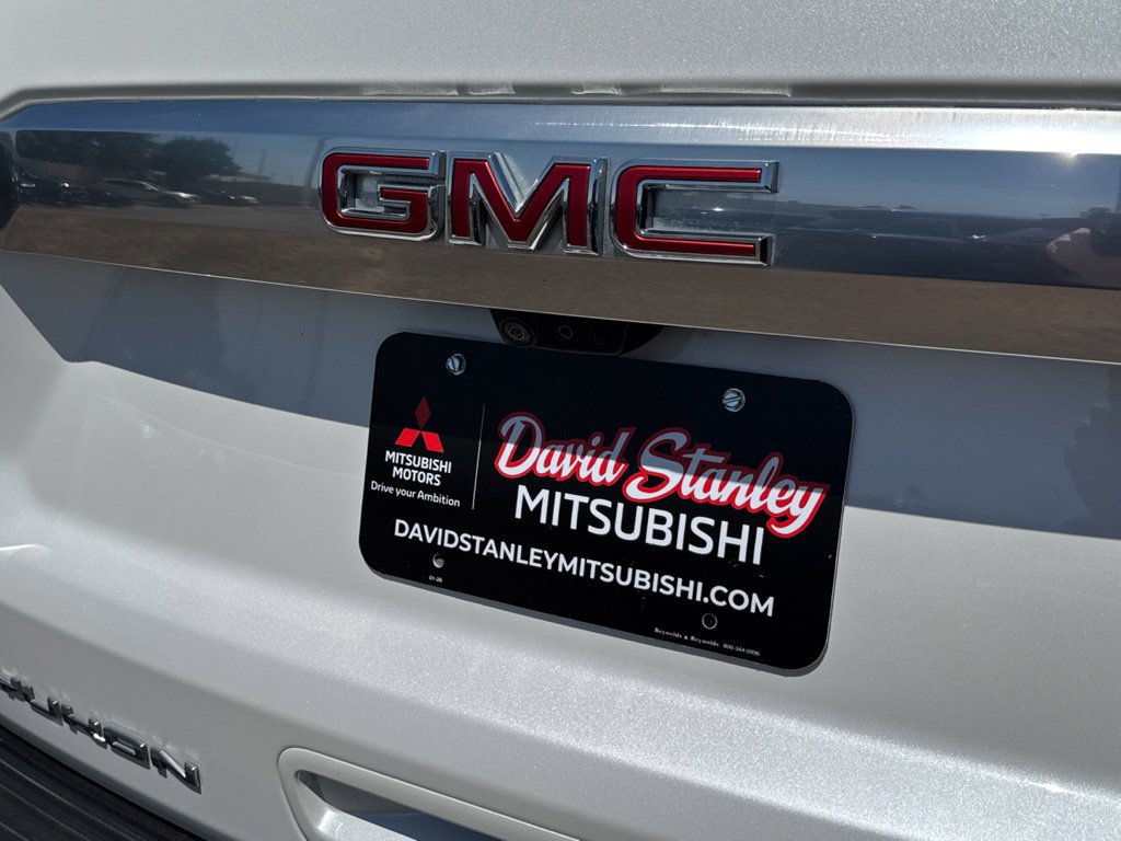 Used 2023 GMC Yukon Denali w/ Advanced Technology Package AWD/4WD image 48