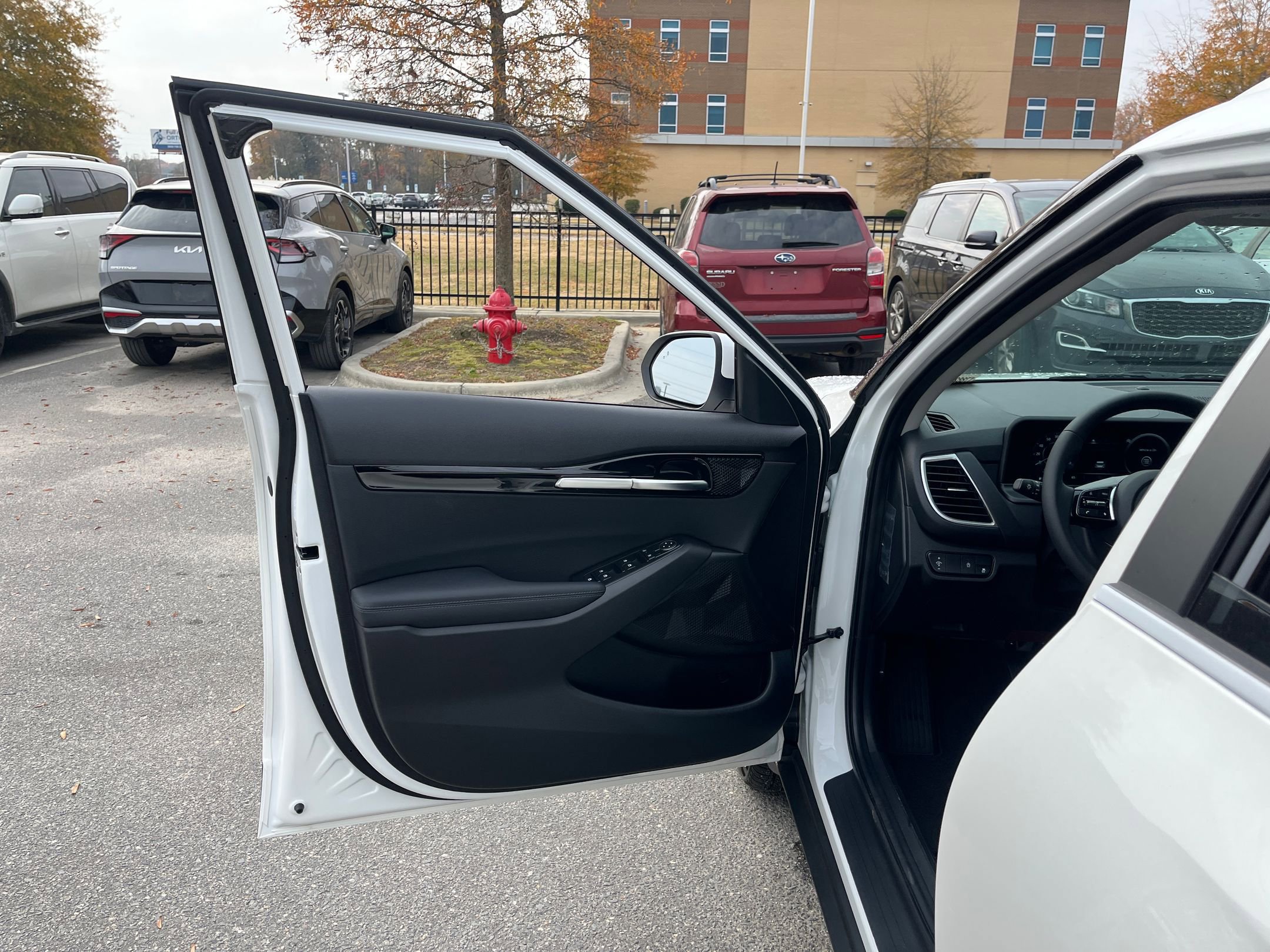 New 2026 Kia Seltos EX image 15