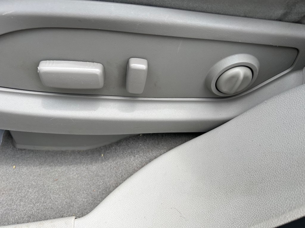 Used 2015 Buick Enclave Convenience FWD image 21