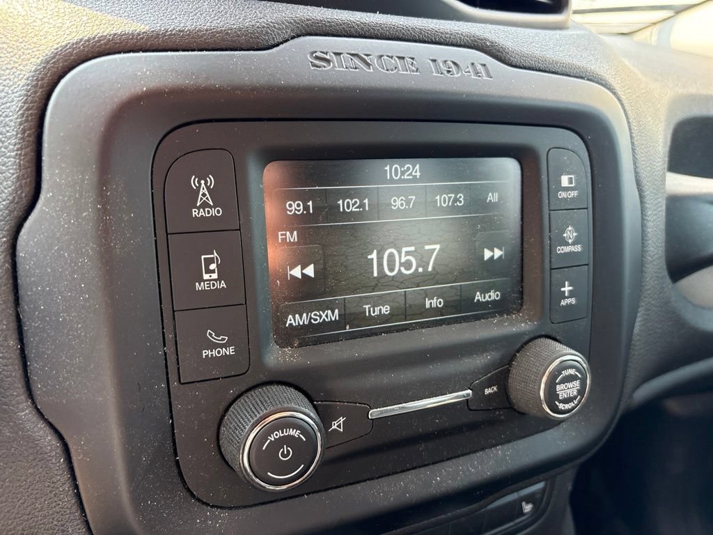 Used 2017 Jeep Renegade Latitude w/ Cold Weather Group AWD/4WD image 22