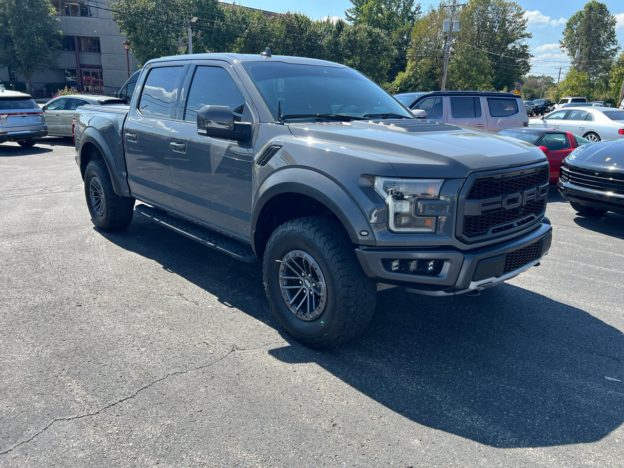 Used 2020 Ford F150 Raptor w/ Equipment Group 802A Luxury image 3