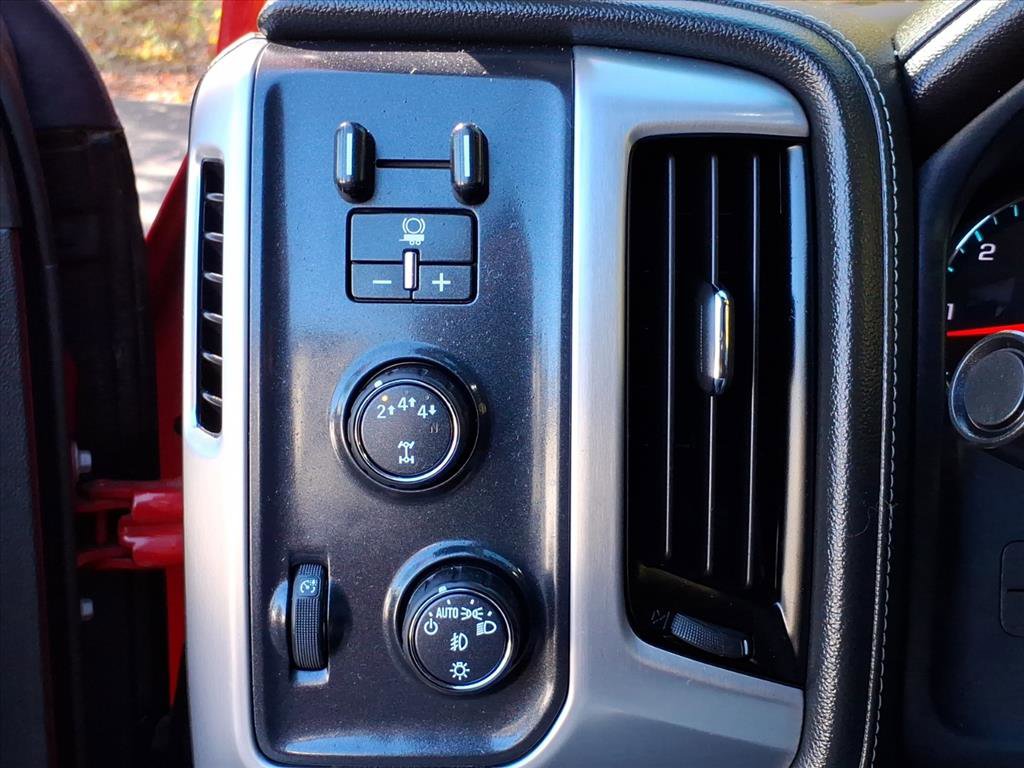 Used 2018 GMC Sierra 2500 SLE w/ HD SLE Preferred Plus Package image 11
