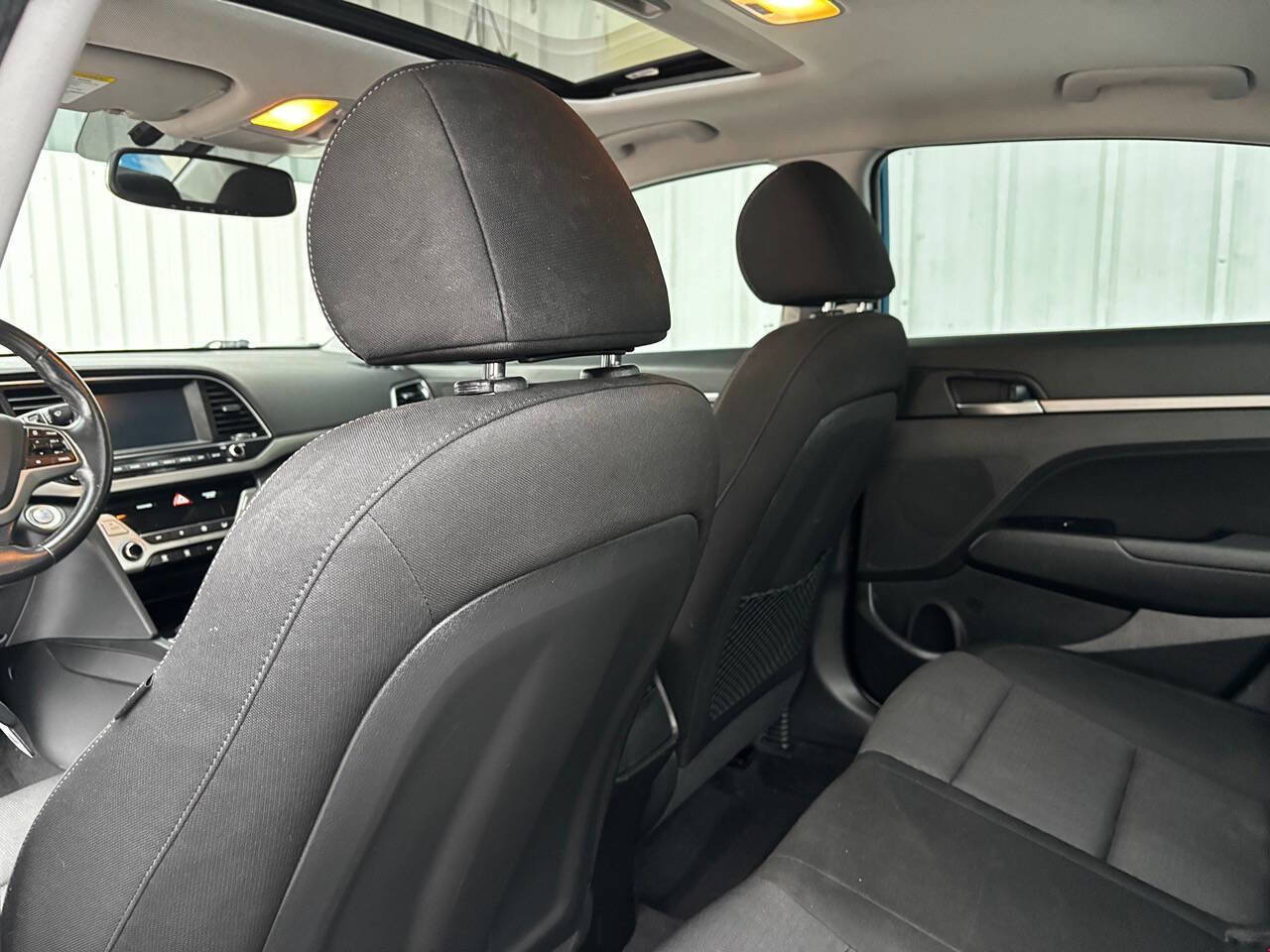 Used 2017 Hyundai Elantra Value Edition image 16