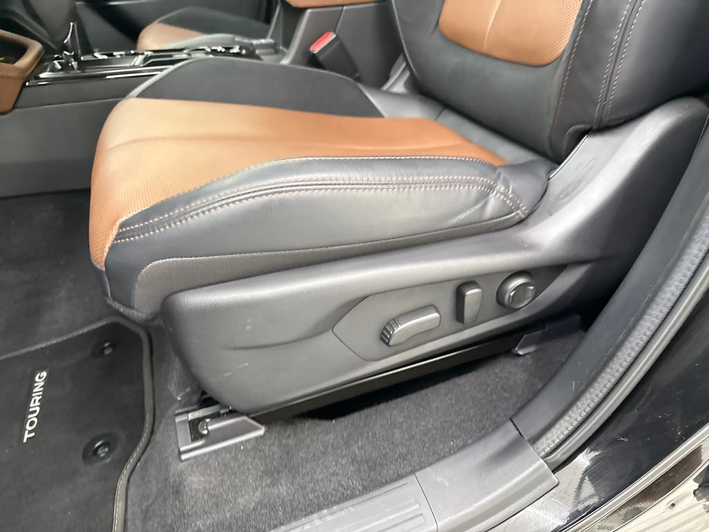 Used 2026 Subaru Forester Touring AWD/4WD image 13