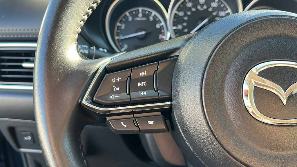 Used 2018 MAZDA CX-5 Touring w/ Preferred Equipment Package FWD image 19