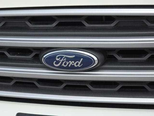 Used 2019 Ford EcoSport SE w/ SE Convenience Package FWD image 9