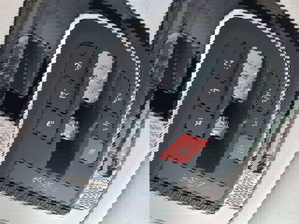 Used 2023 Hyundai Palisade Calligraphy image 26