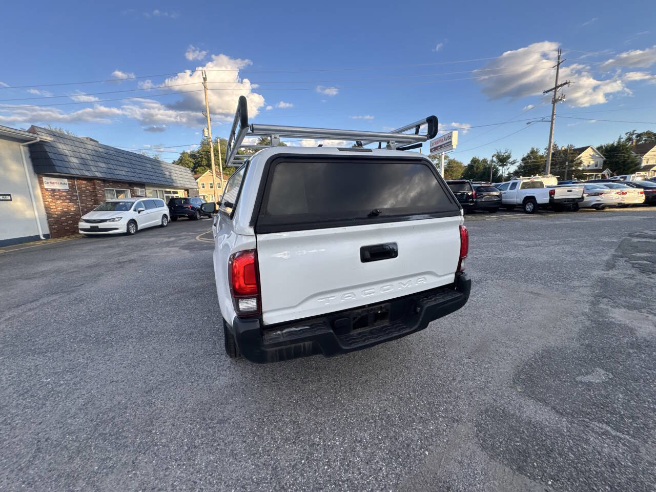 Used 2020 Toyota Tacoma SR image 20