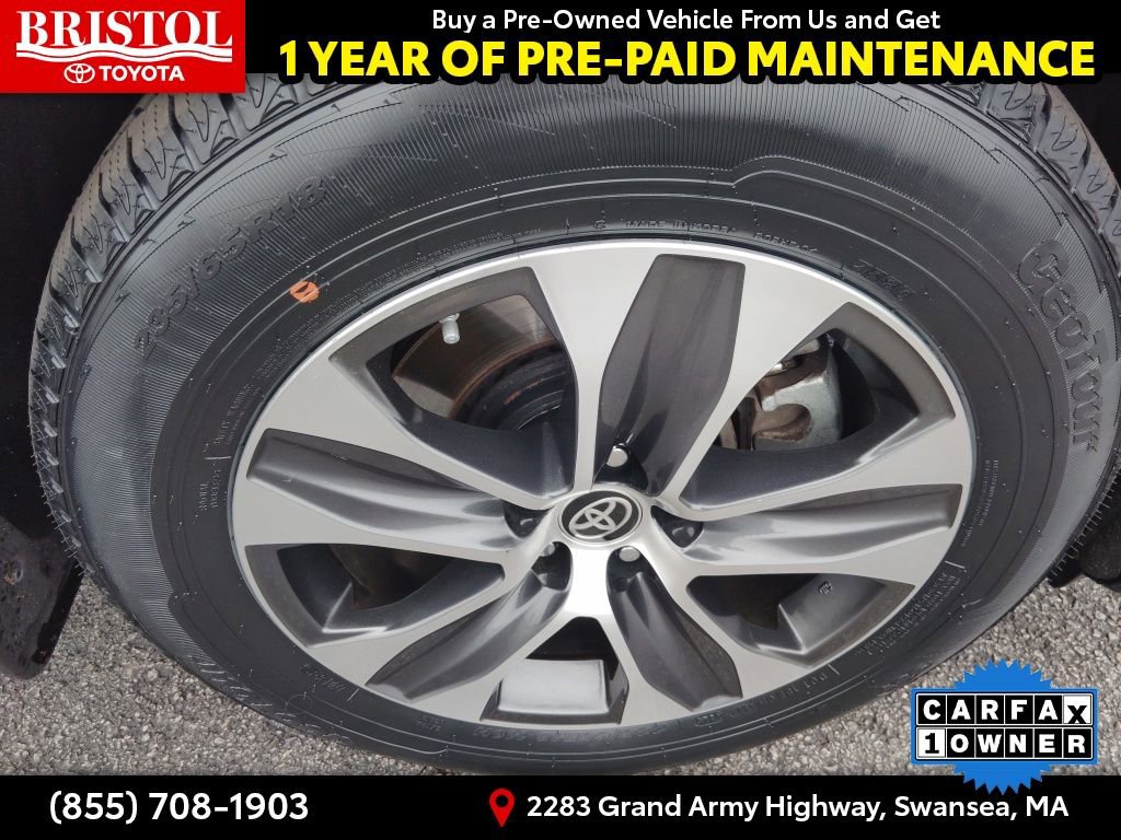 Used 2023 Toyota Highlander AWD image 12