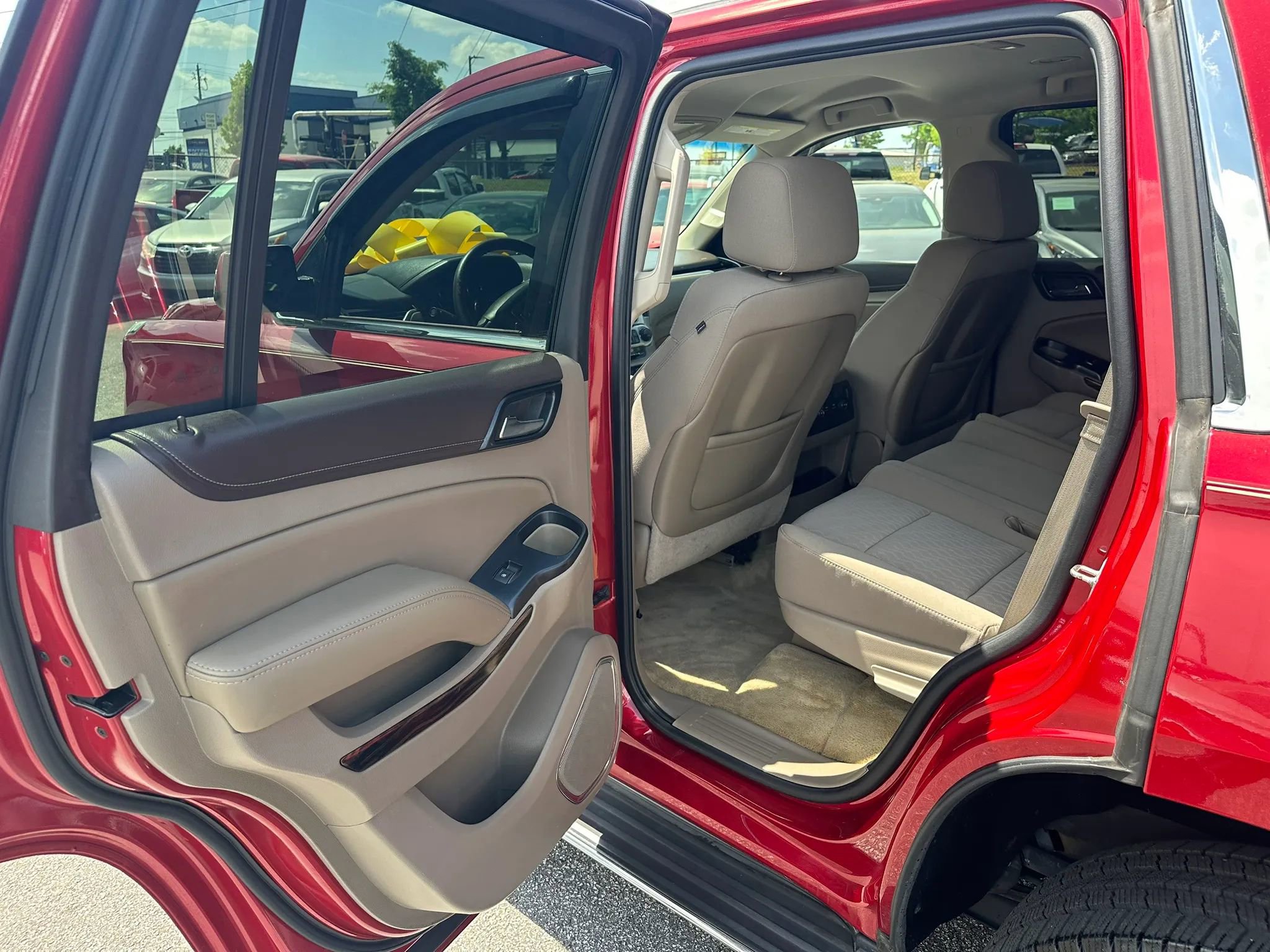 Used 2015 GMC Yukon SLE w/ Convenience Package RWD image 18