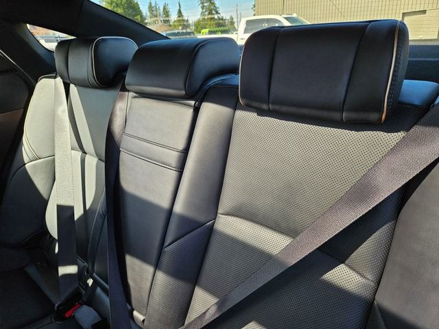 Used 2023 Toyota Crown Limited image 15