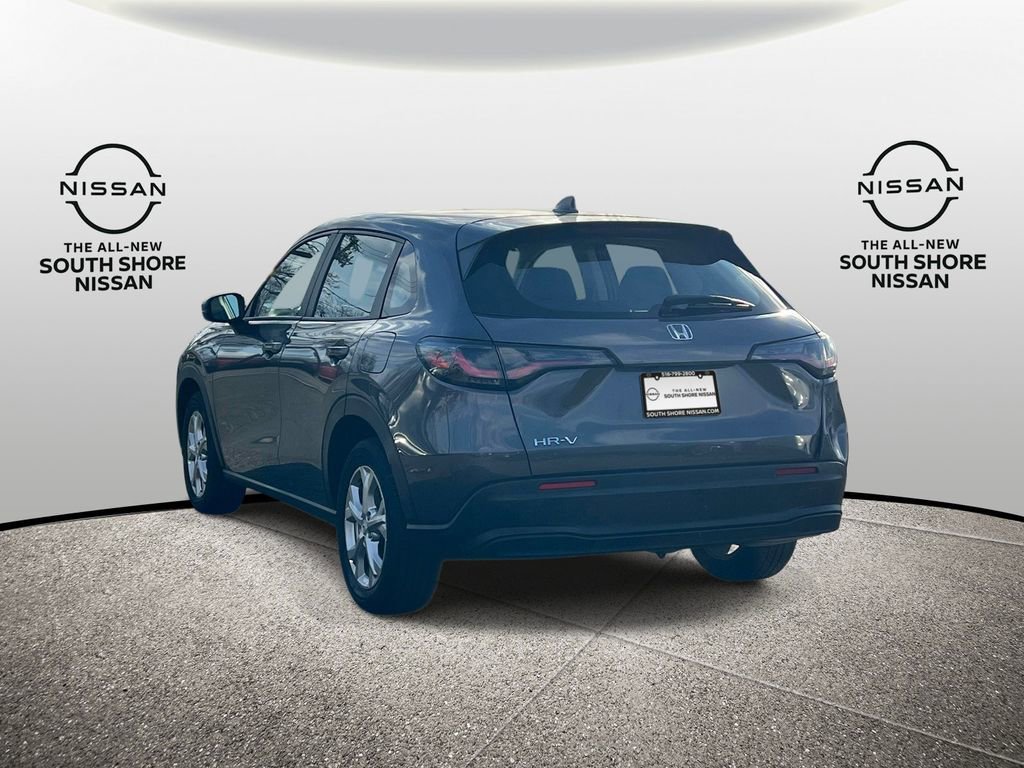 Used 2023 Honda HR-V LX image 6