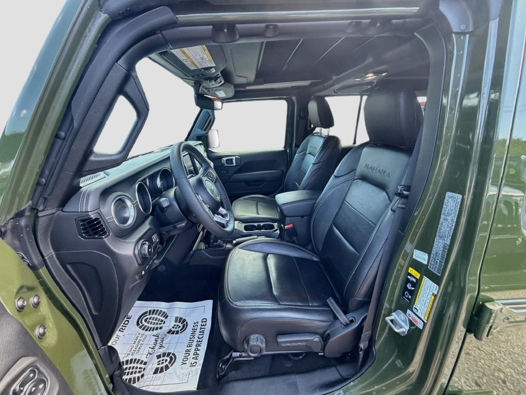 Used 2023 Jeep Wrangler Unlimited Sahara AWD/4WD image 23