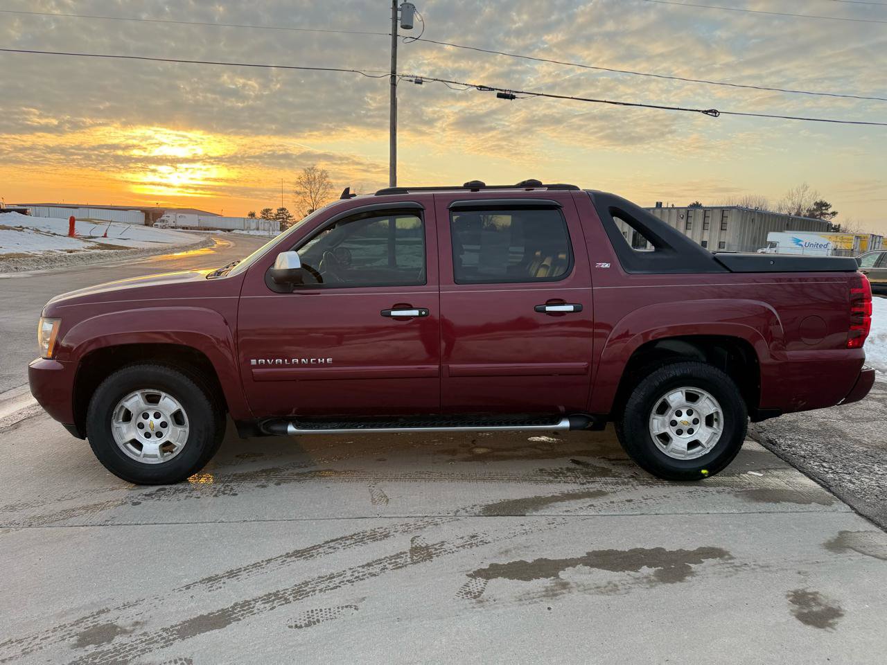 Used 2008 Chevrolet Avalanche LT w/ LT Preferred Equipment Group image 7