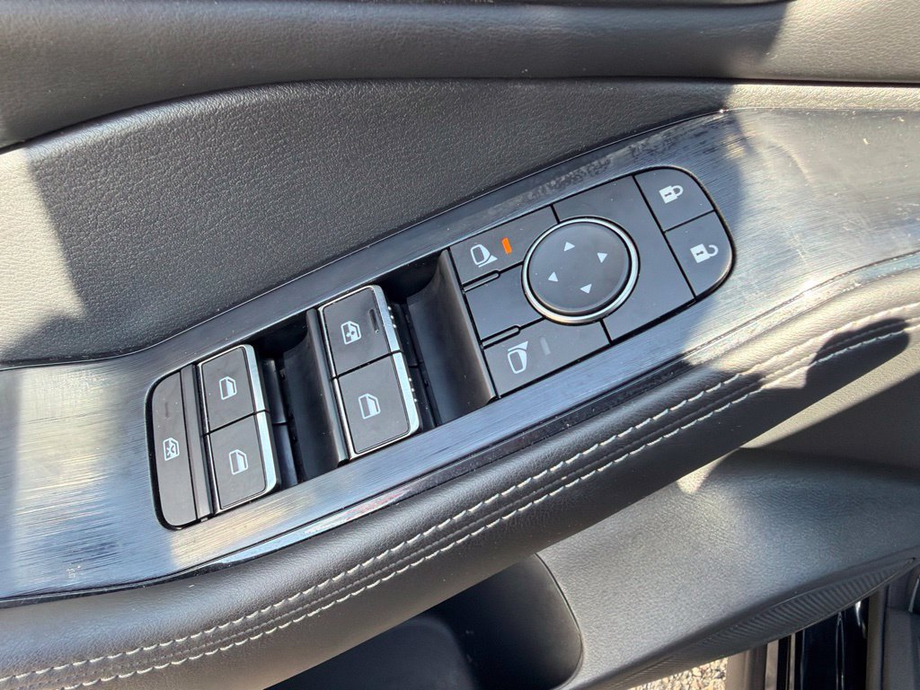 Used 2023 Nissan Rogue SL FWD image 25