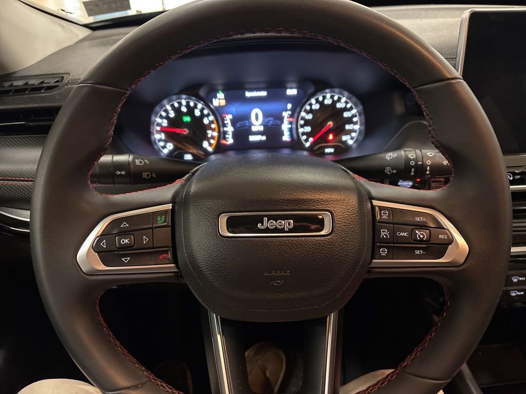 Used 2022 Jeep Compass Trailhawk image 11