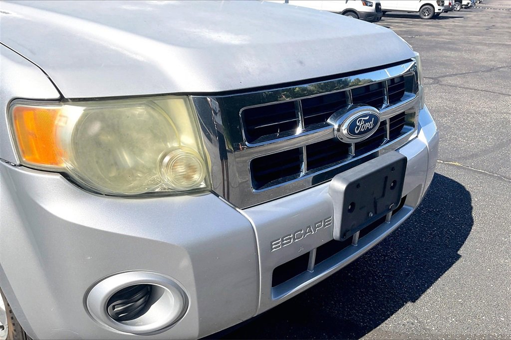 Used 2011 Ford Escape XLS w/ 101A Rapid Spec Order Code image 5