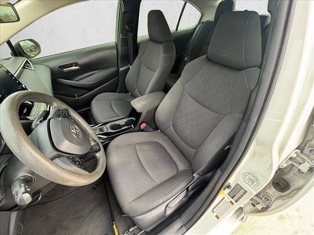 Used 2020 Toyota Corolla LE image 16