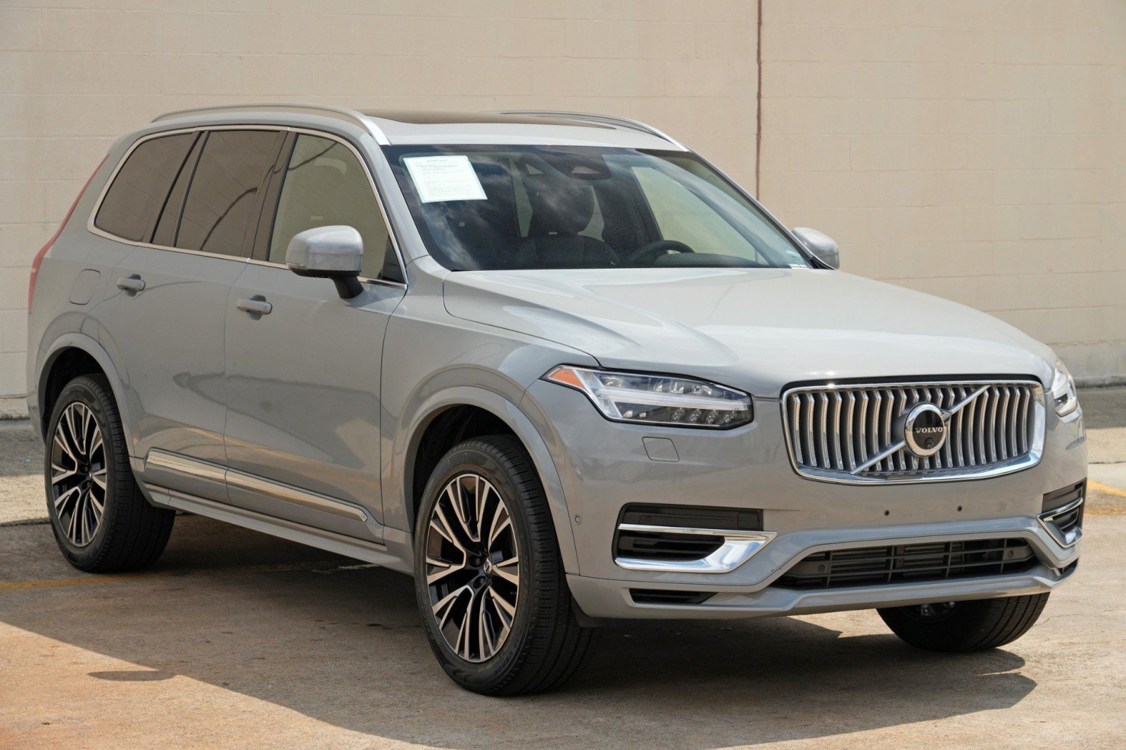 Used 2025 Volvo XC90 T8 Plus w/ Protection Package Premier AWD/4WD image 57