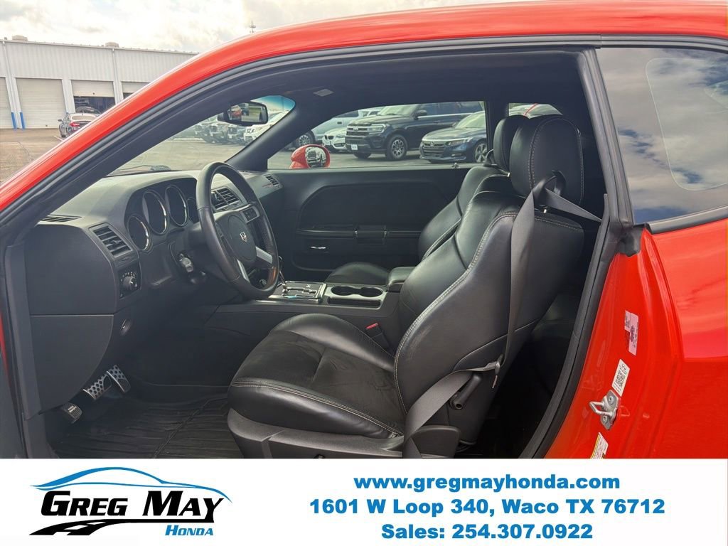 Used 2009 Dodge Challenger SRT8 w/ SRT Option Group II RWD image 10