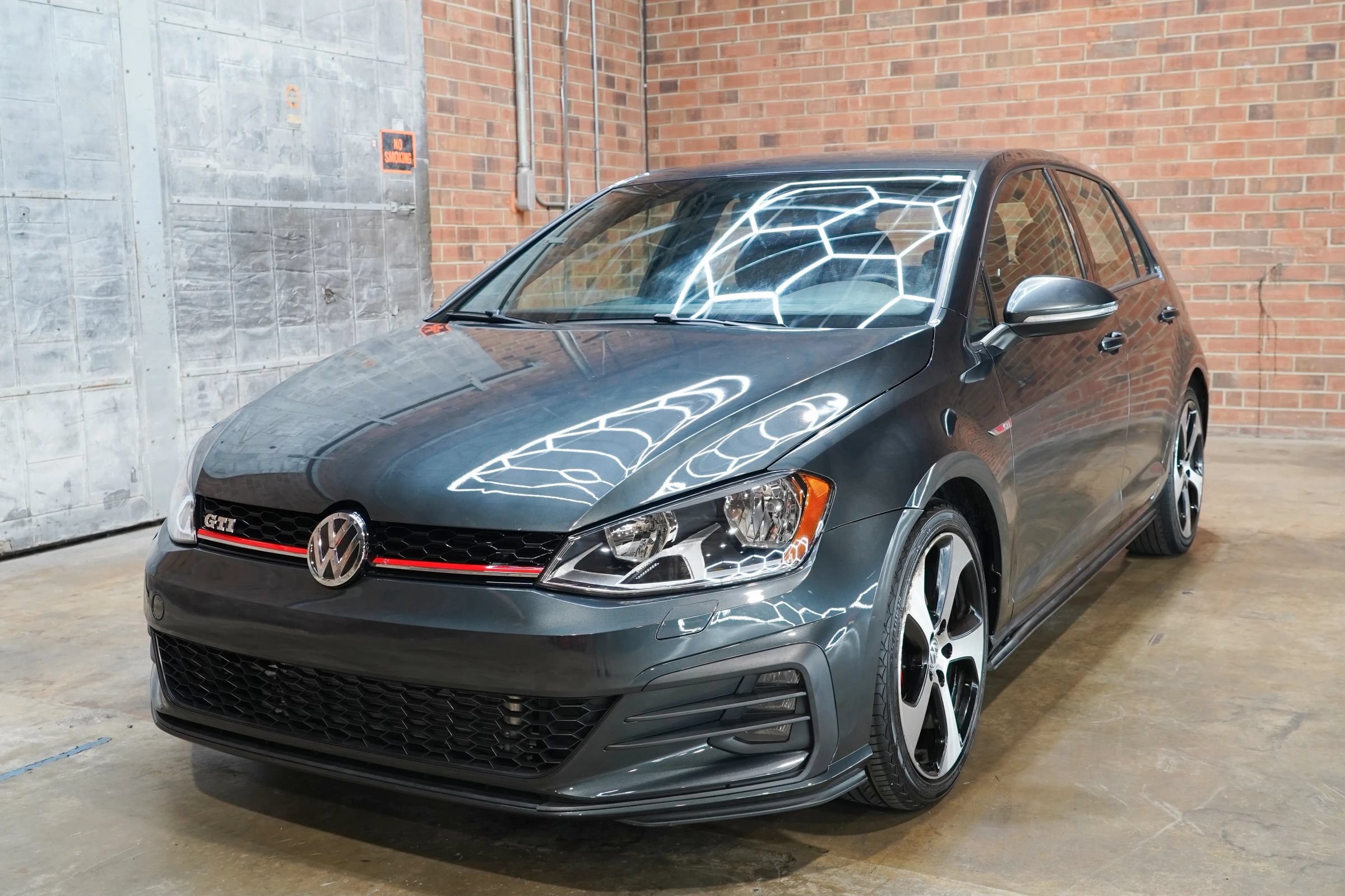 Used 2017 Volkswagen GTI S FWD image 5