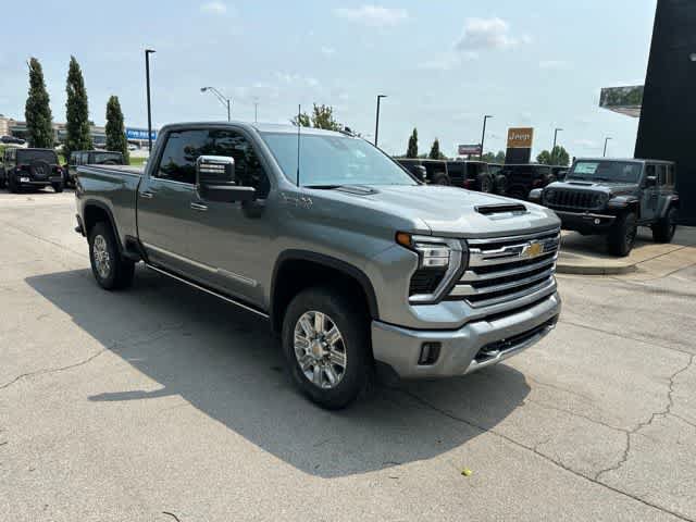 Used 2024 Chevrolet Silverado 2500 High Country w/ High Country Premium Package AWD/4WD image 23