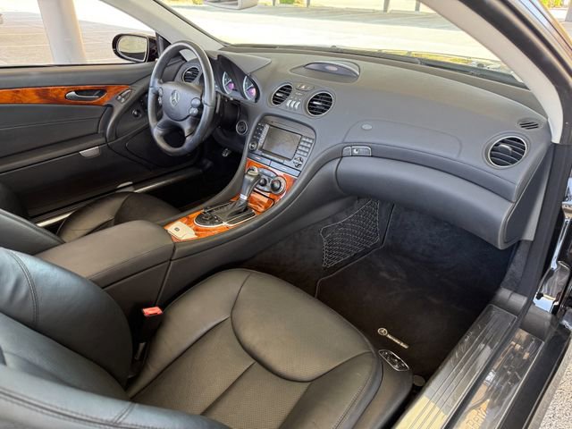 Used 2007 Mercedes-Benz SL 550 image 38