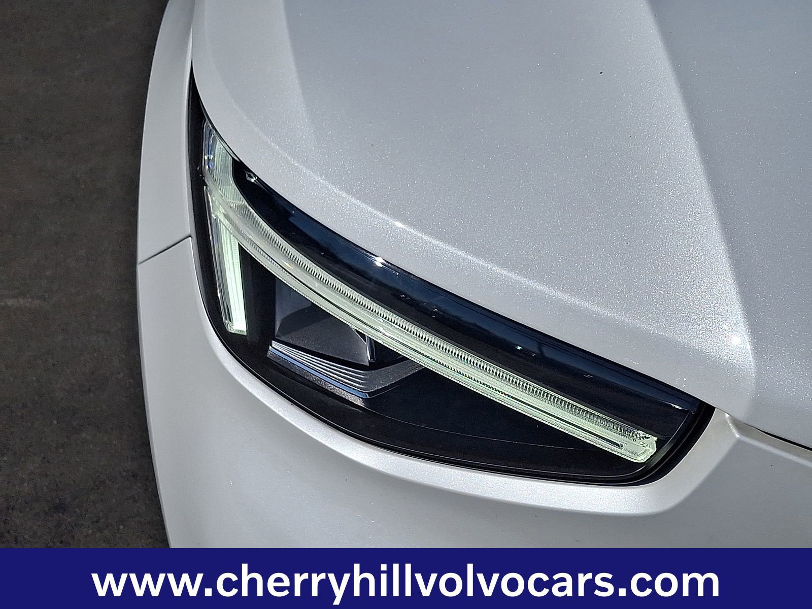 Certified 2023 Volvo XC40 B5 Core w/ Climate Package image 10