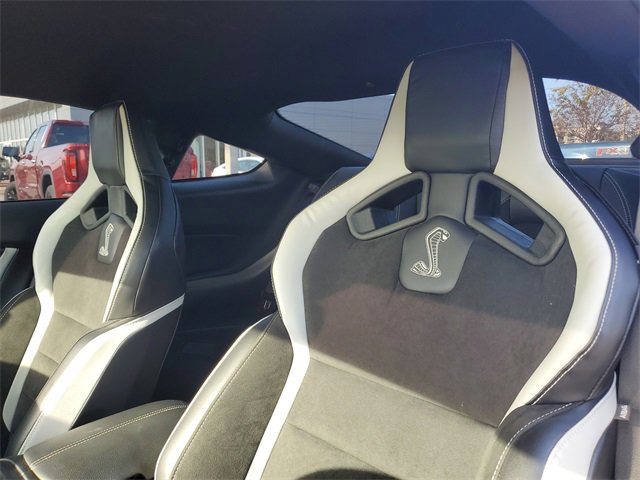 Used 2021 Ford Mustang Shelby GT500 w/ Technology Package image 30