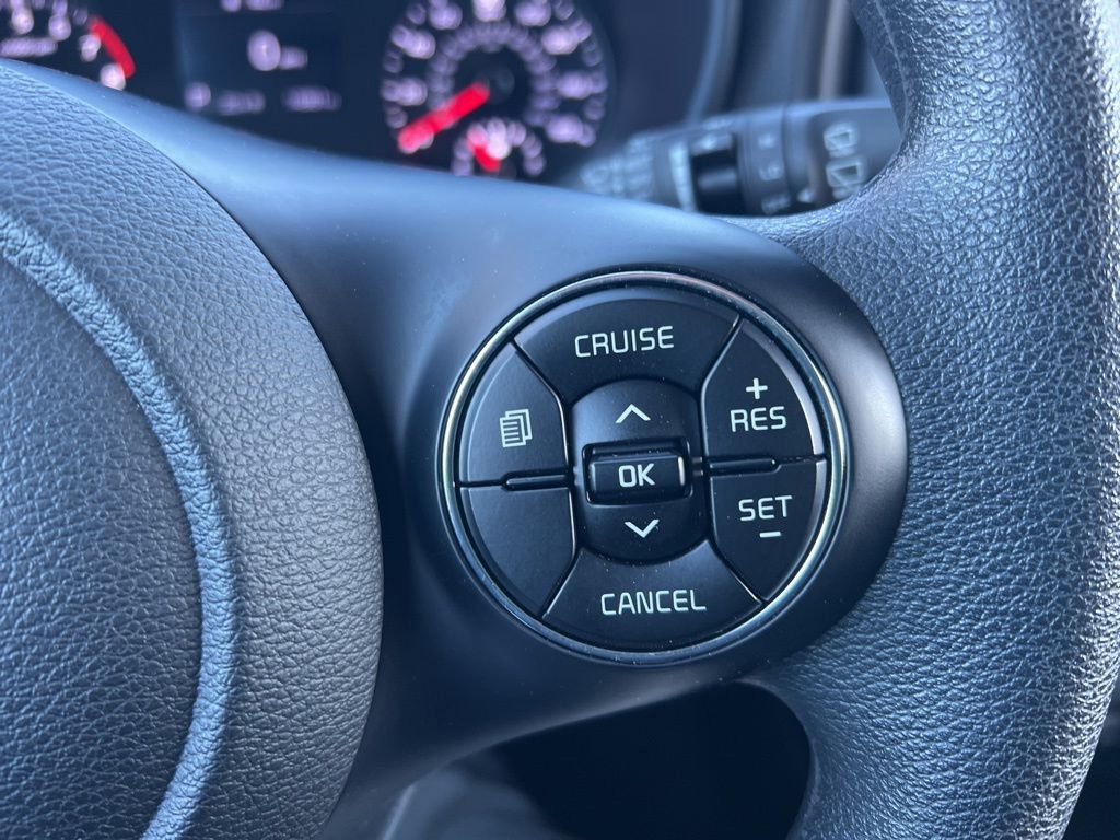 Certified 2022 Kia Soul LX w/ Technology Package image 54