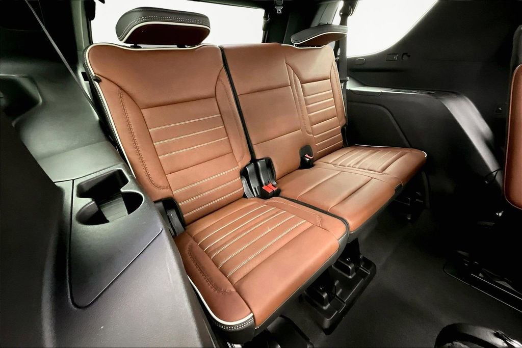 Used 2023 GMC Yukon Denali Ultimate image 28