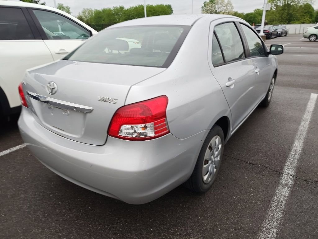 Used 2010 Toyota Yaris Sedan FWD image 4