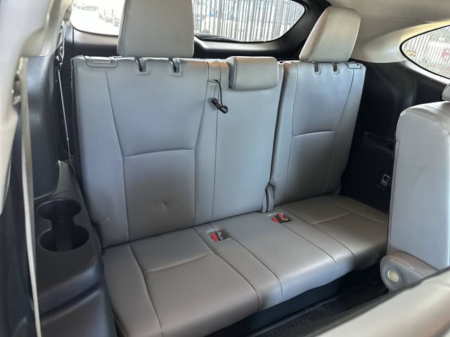 Used 2022 Toyota Highlander XLE FWD image 25