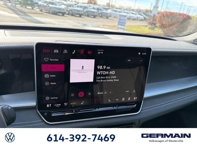 New 2026 Volkswagen Tiguan SE R-Line image 25