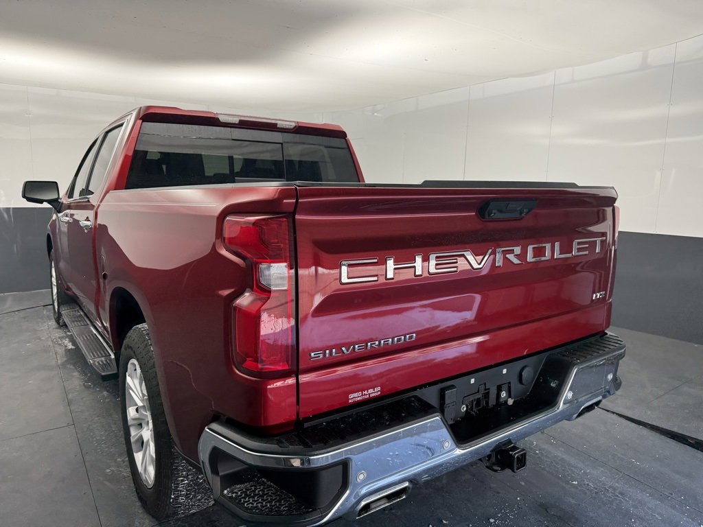 Used 2023 Chevrolet Silverado 1500 LTZ image 2