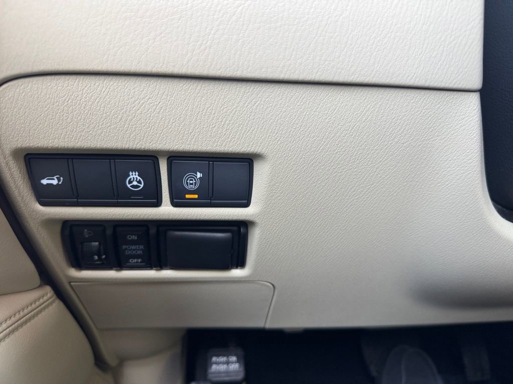 Used 2018 INFINITI QX80 4WD w/ Driver Assistance Package image 29