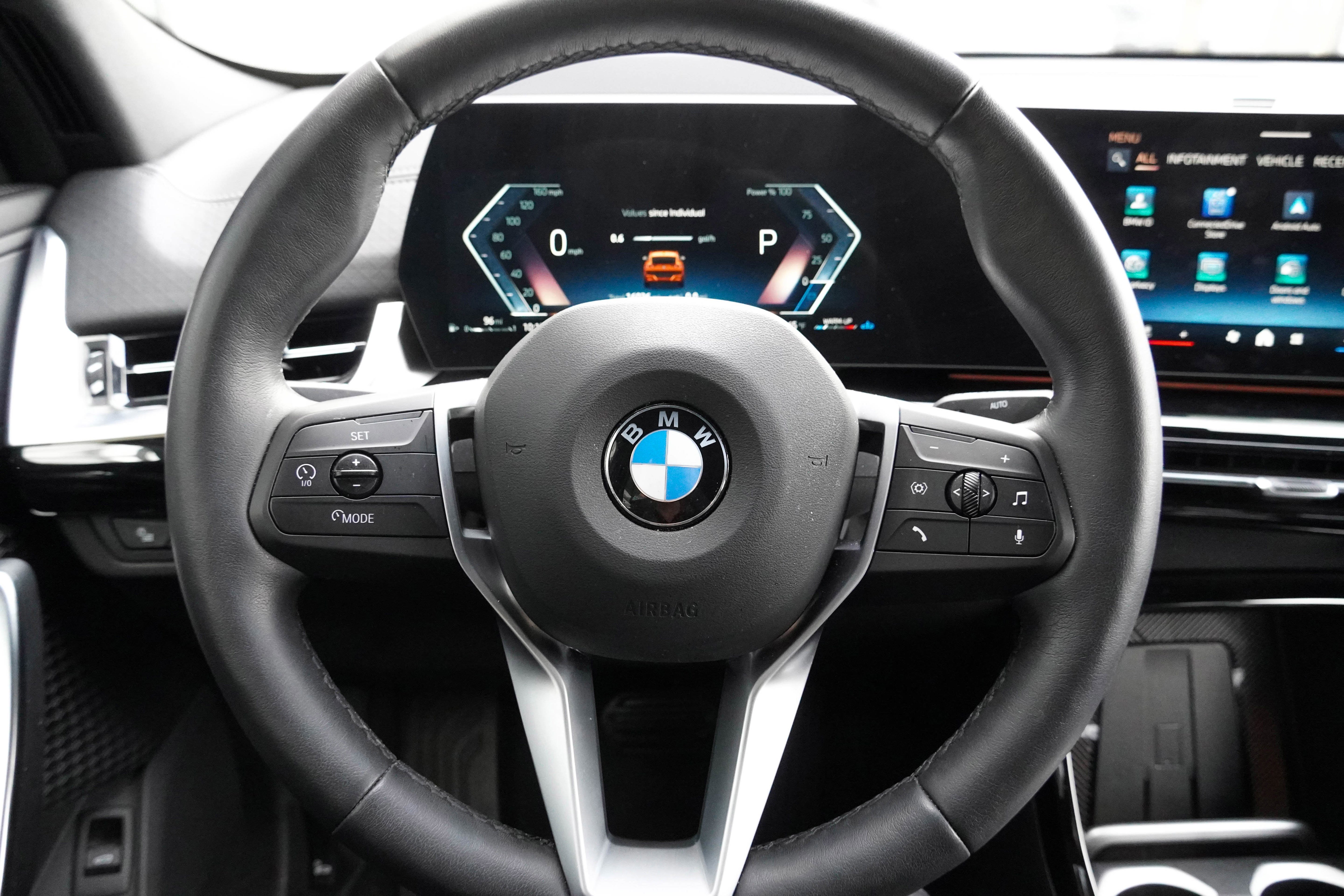 Certified 2025 BMW X2 xDrive28i image 17