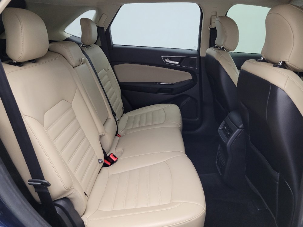Used 2017 Ford Edge SEL w/ Equipment Group 201A FWD image 19