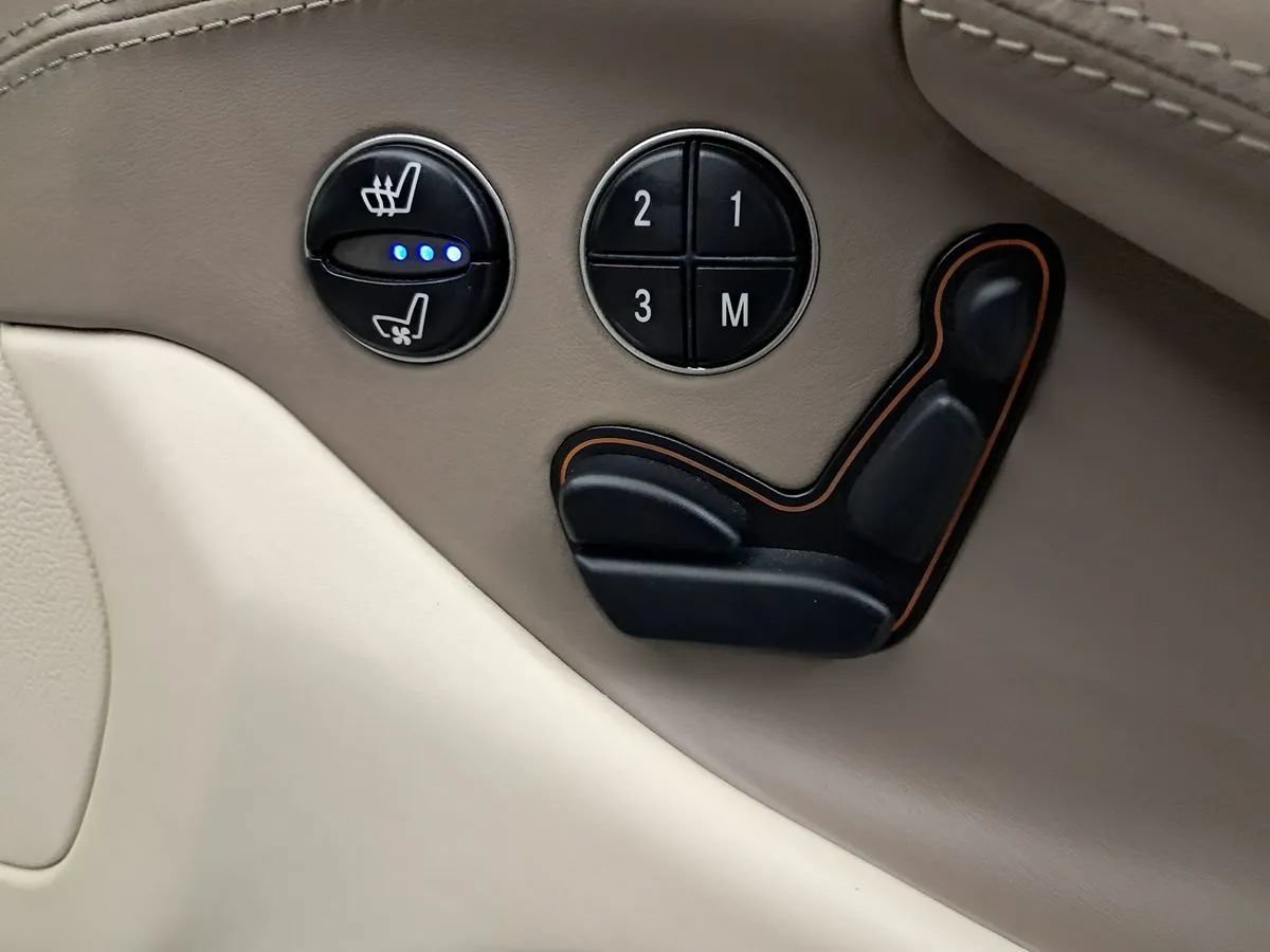Used 2007 Mercedes-Benz SL 600 image 42