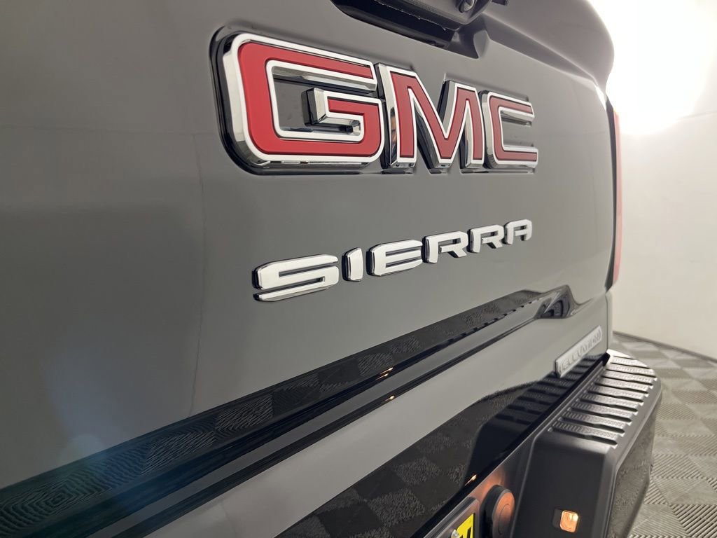 Used 2024 GMC Sierra 1500 Elevation image 30
