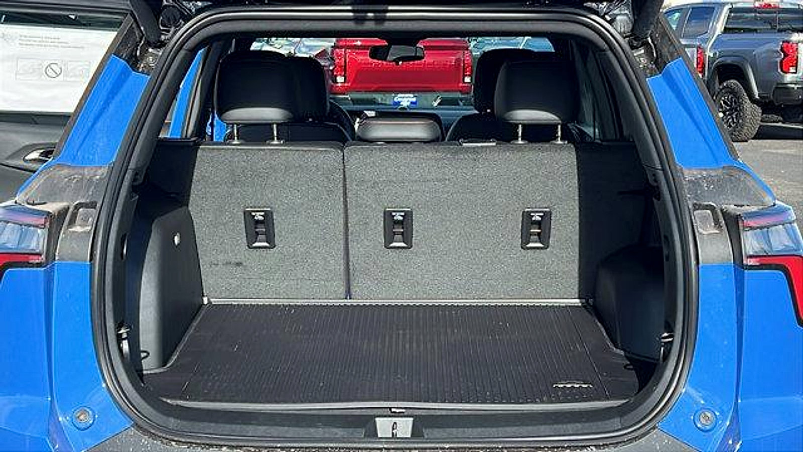 New 2026 Chevrolet Equinox RS w/ Convenience Package III image 11